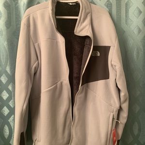 Men’s North Face jacket